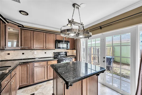 $575,000 | 11455 Southwest 117th Court, Miami, FL 33186