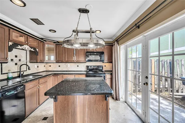 $575,000 | 11455 Southwest 117th Court, Miami, FL 33186