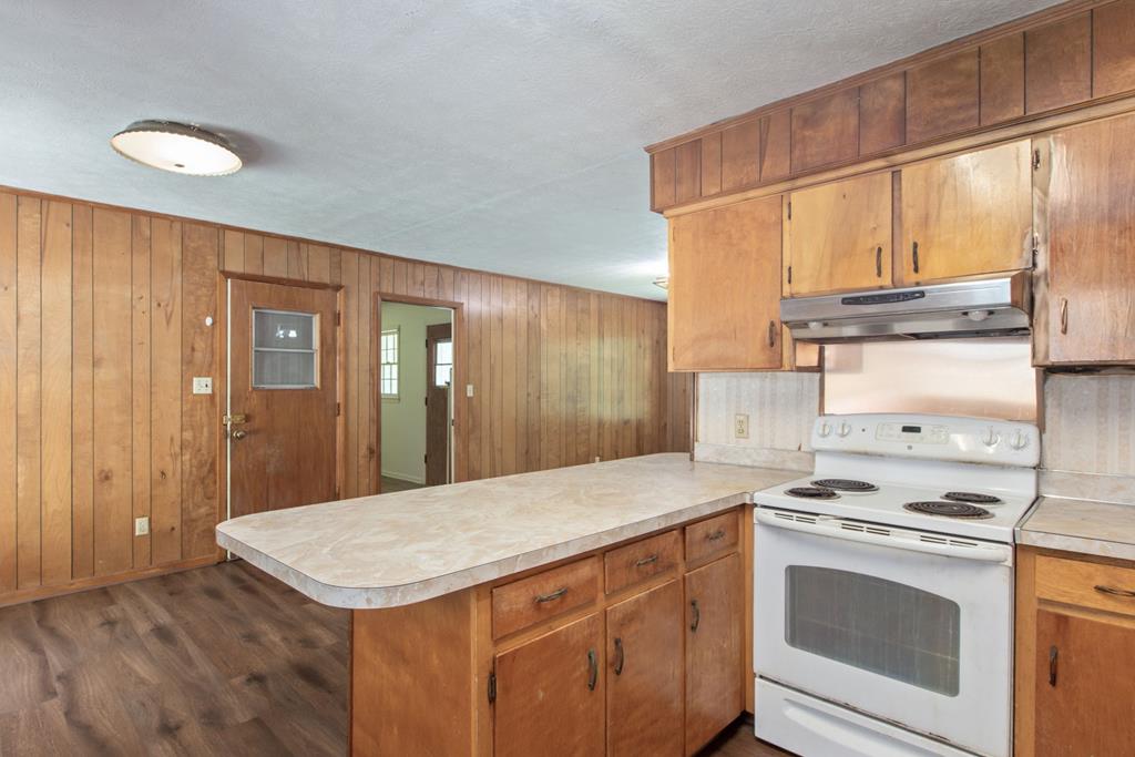 24 Grace Road Phenix City, AL 36870 - Photo 6 of 37