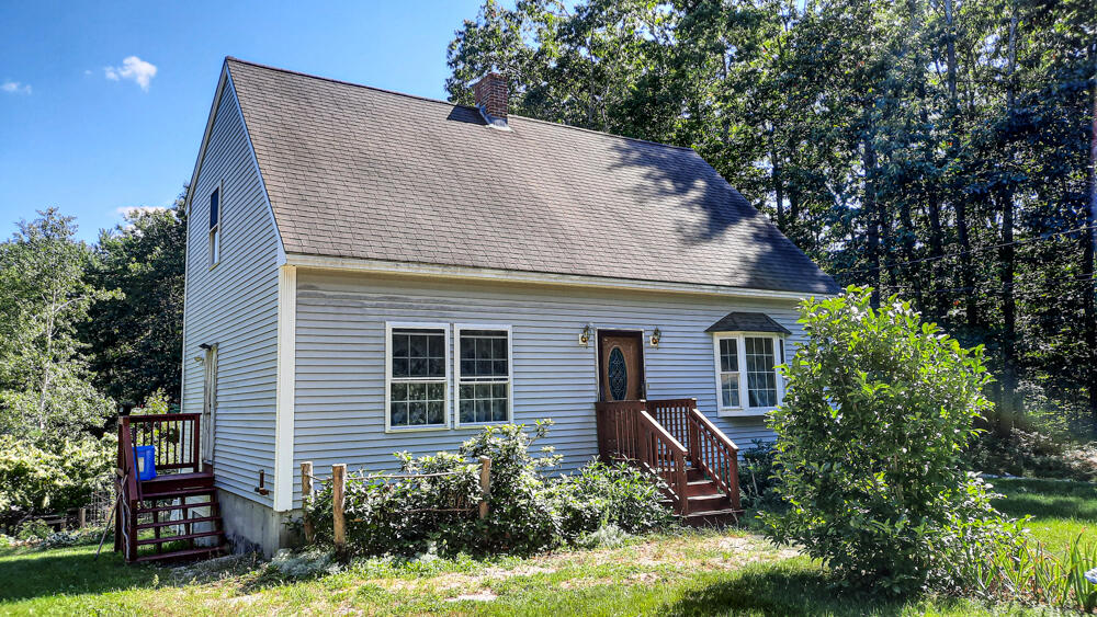 59 Richards Road Windham, ME 04062 - Photo 7 of 38 20210824_143659