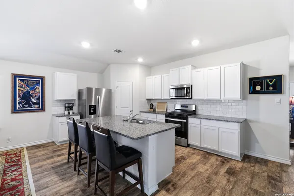 $385,000 | 5103 Gully Way, San Antonio, TX 78266