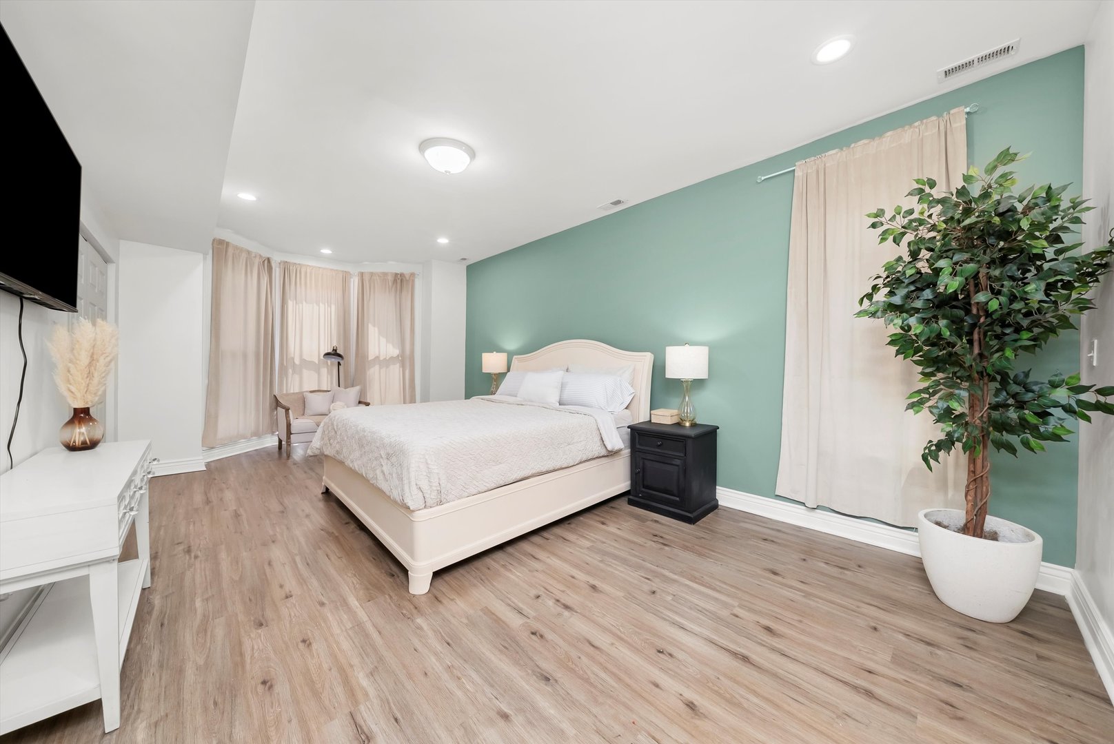 5850 South Indiana Avenue Chicago, IL 60637 - Photo 14 of 42