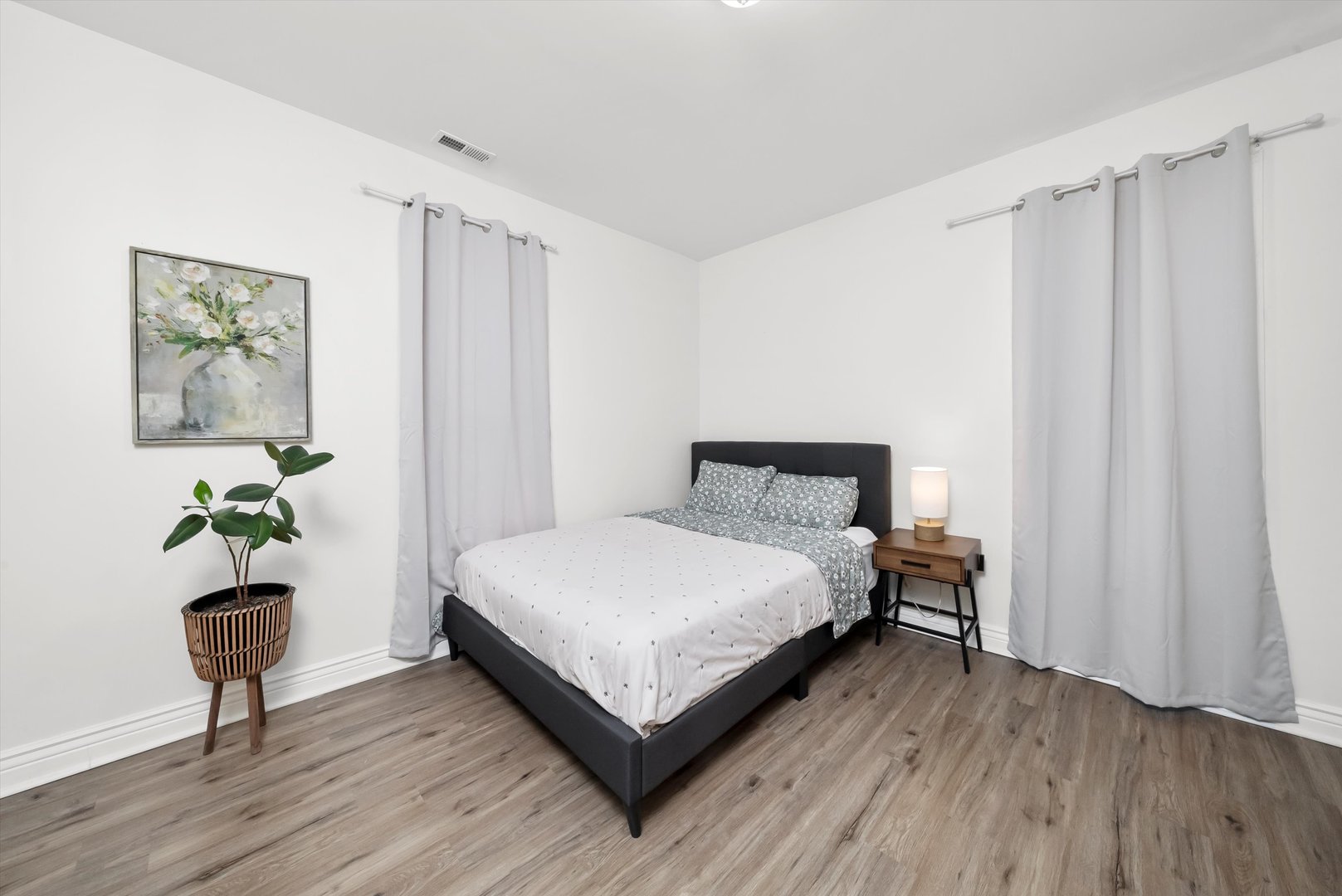 5850 South Indiana Avenue Chicago, IL 60637 - Photo 20 of 42