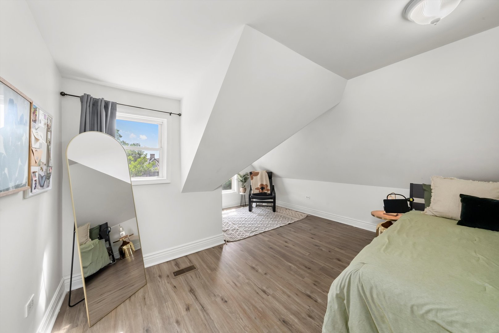 5850 South Indiana Avenue Chicago, IL 60637 - Photo 23 of 42