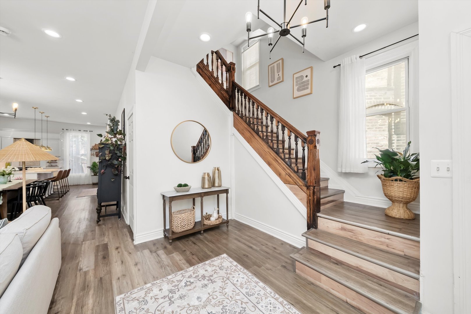 5850 South Indiana Avenue Chicago, IL 60637 - Photo 5 of 42