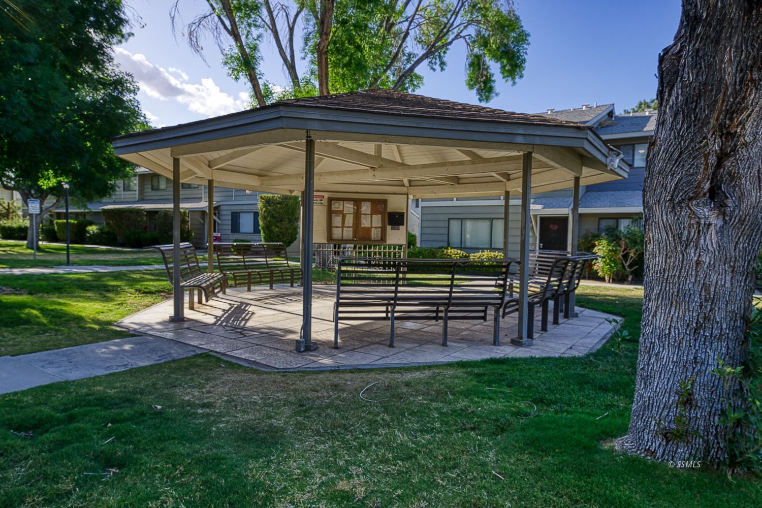 241 East Upjohn Avenue Ridgecrest, CA 93555 - Photo 26 of 28