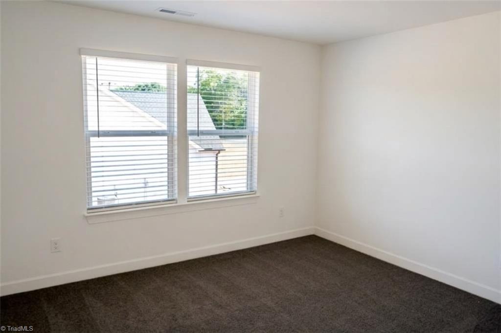 5158 Paramount Road, Unit 1062 Pfafftown, NC 27040 - Photo 11 of 27 Gallery Image 11