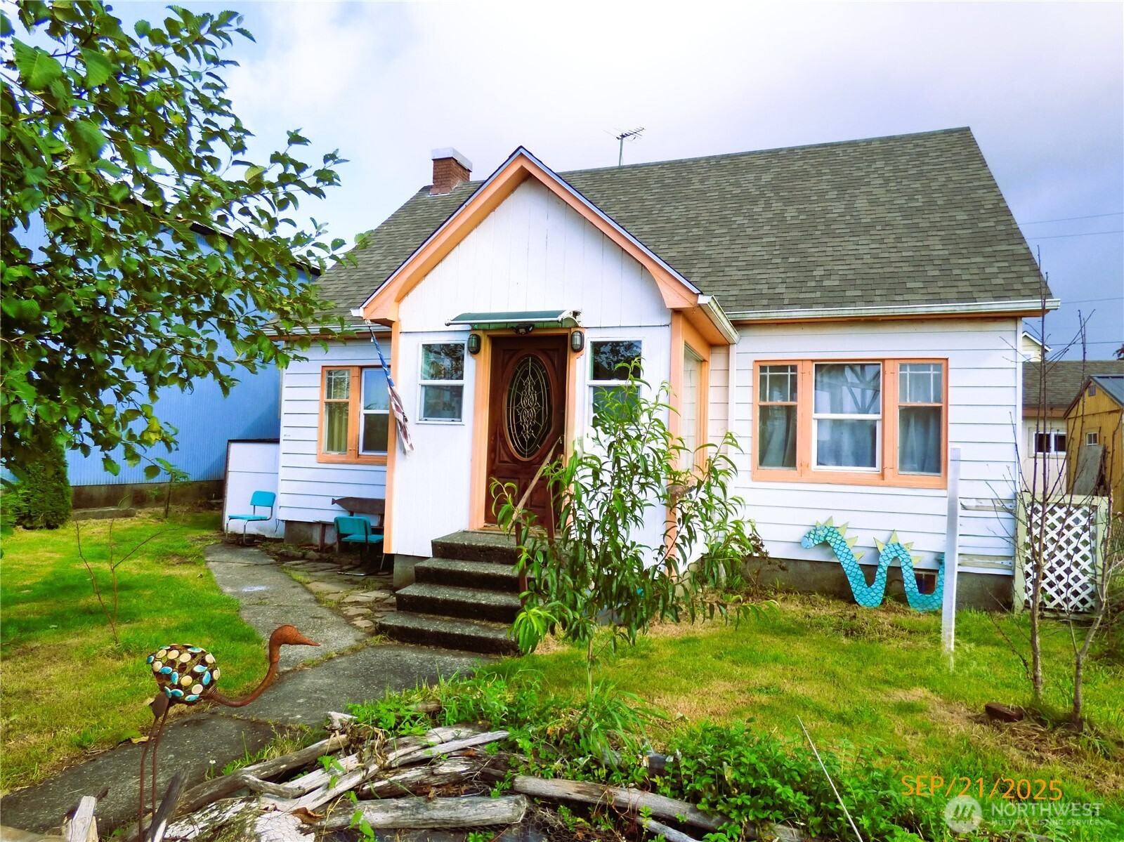 1309 Riverside Avenue Hoquiam, WA 98550 - Photo 1 of 23 Gallery Image 1