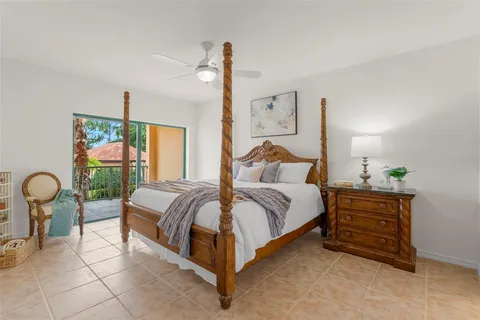 $879,000 | 1695 Pinellas Bayway South, Unit D1, Tierra Verde, FL 33715