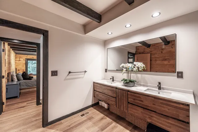 a view of walk in closet