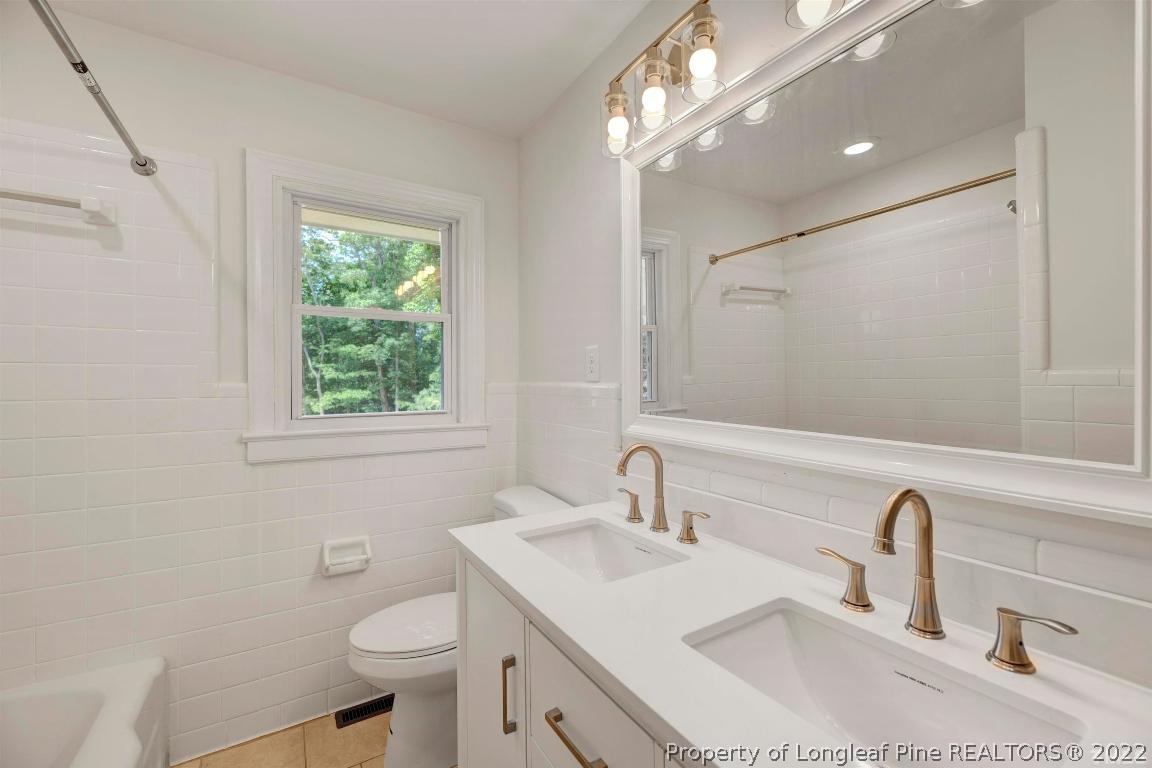 218 Hocutt Road Durham, NC 27703 - Photo 29 of 43 Gallery Image 29