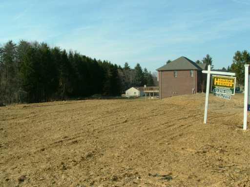 539 Justabout Road Venetia, PA 15367 - Photo 1 of 3 View.