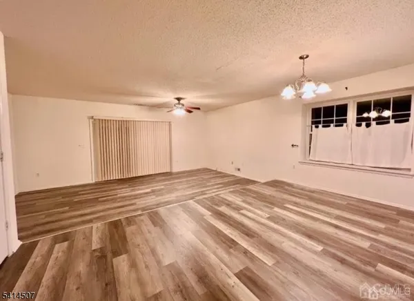 $2,995 | 24 Albury Way, North Brunswick, NJ 08902