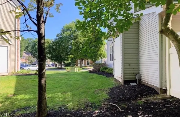 $2,995 | 24 Albury Way, North Brunswick, NJ 08902