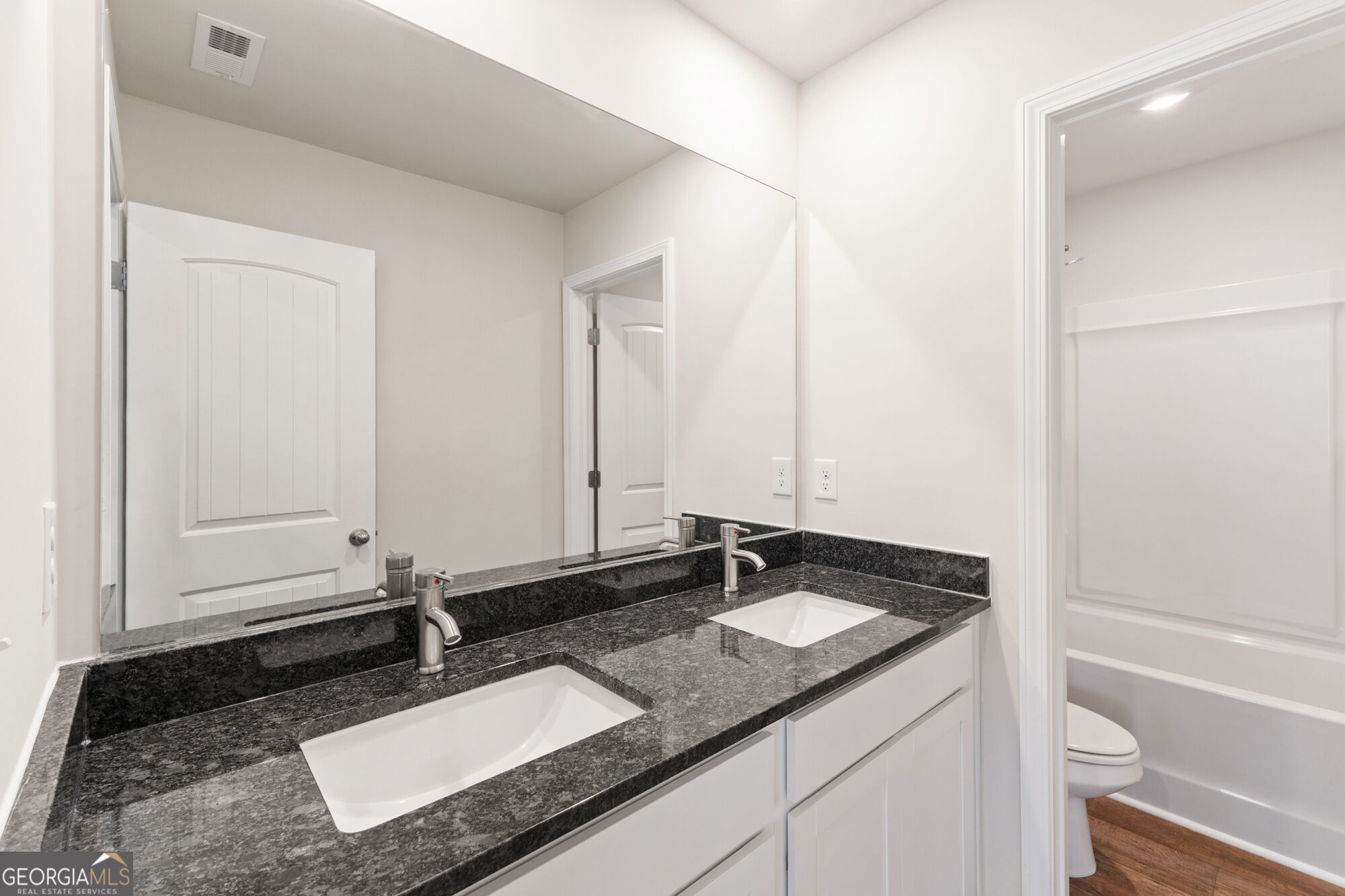 300 Hudson Court Jackson, GA 30233 - Photo 15 of 27 Gallery Image 15