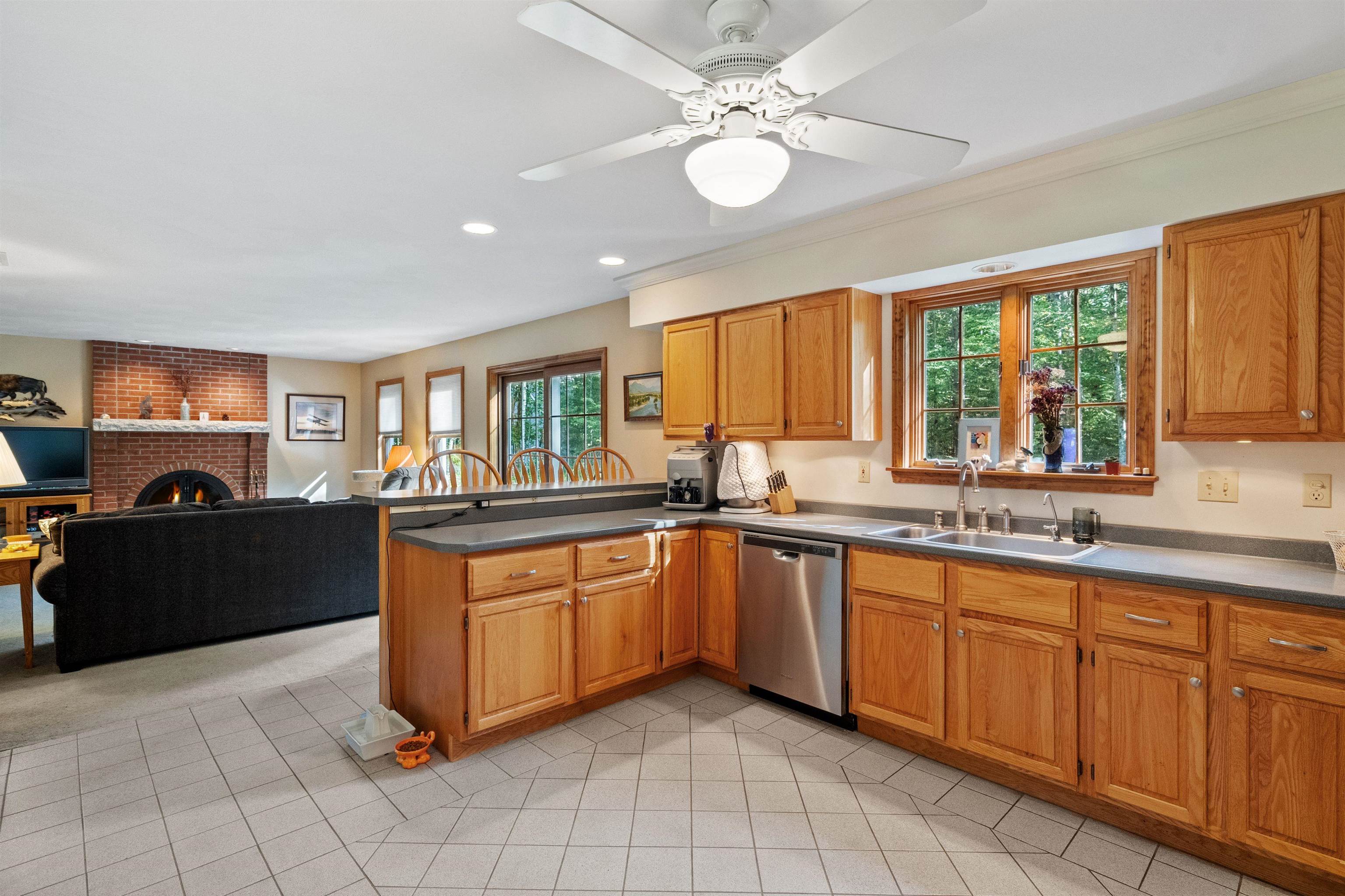 104 Brown Hill Road Bow, NH 03304 - Photo 15 of 44