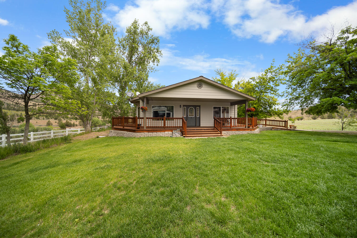 33817 Gage Road Mitchell, OR 97750 - Photo 12 of 56 12