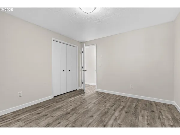 $454,900 | 1974 Hamilton Lane, Grants Pass, OR 97527