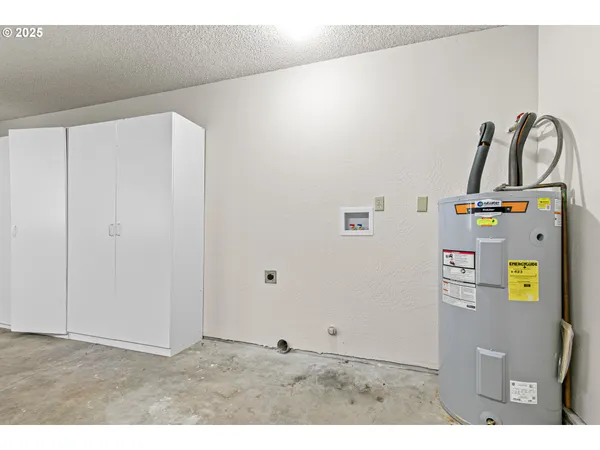 $454,900 | 1974 Hamilton Lane, Grants Pass, OR 97527