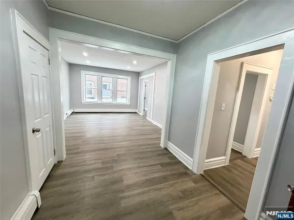 $2,200 | 310 Orange Road, Unit 3, Montclair, NJ 07042