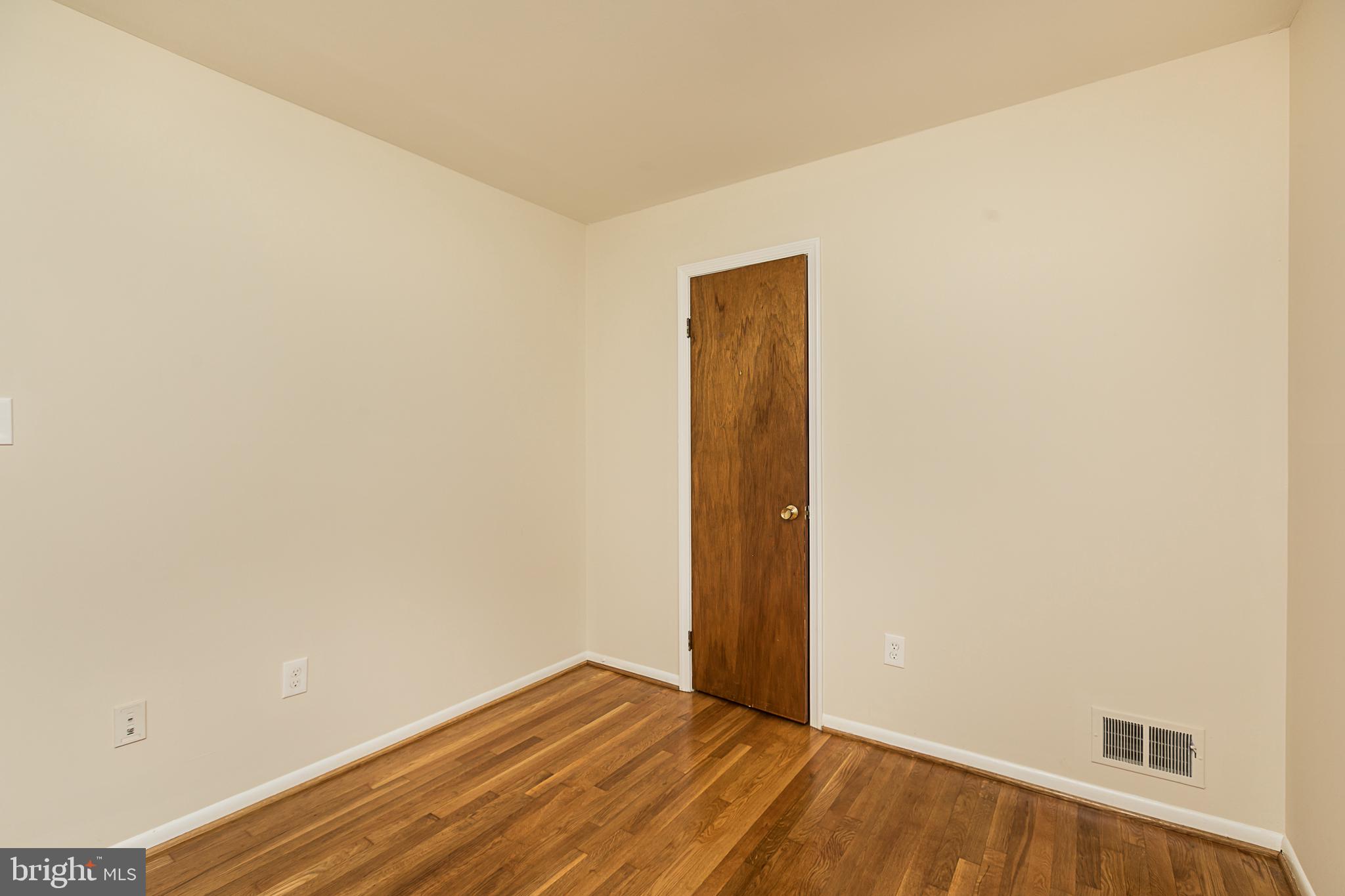 3125 Castleleigh Road Silver Spring, MD 20904 - Photo 18 of 34 Bedroom 2 (alt view)