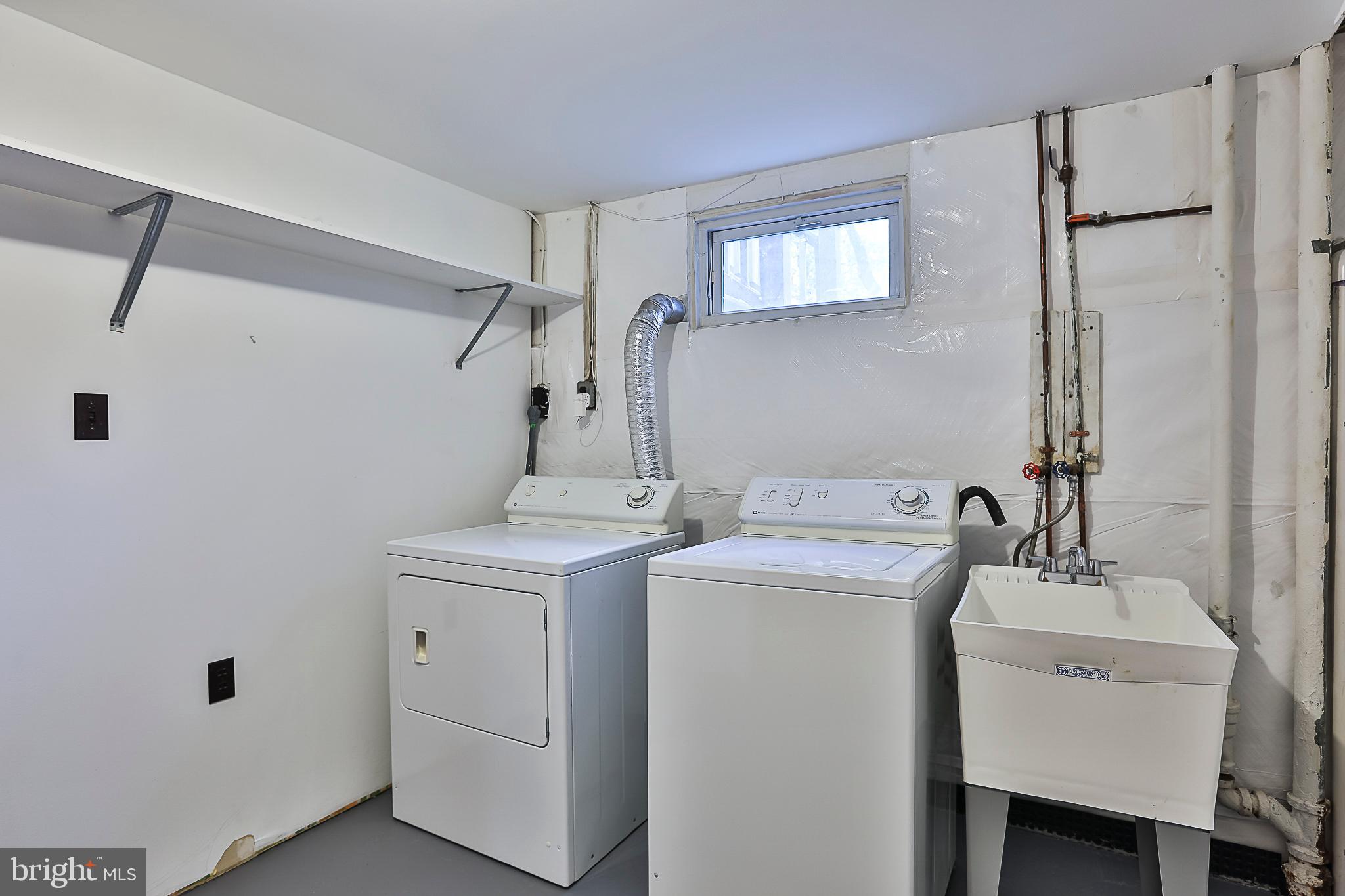 3125 Castleleigh Road Silver Spring, MD 20904 - Photo 27 of 34 Laundry Area