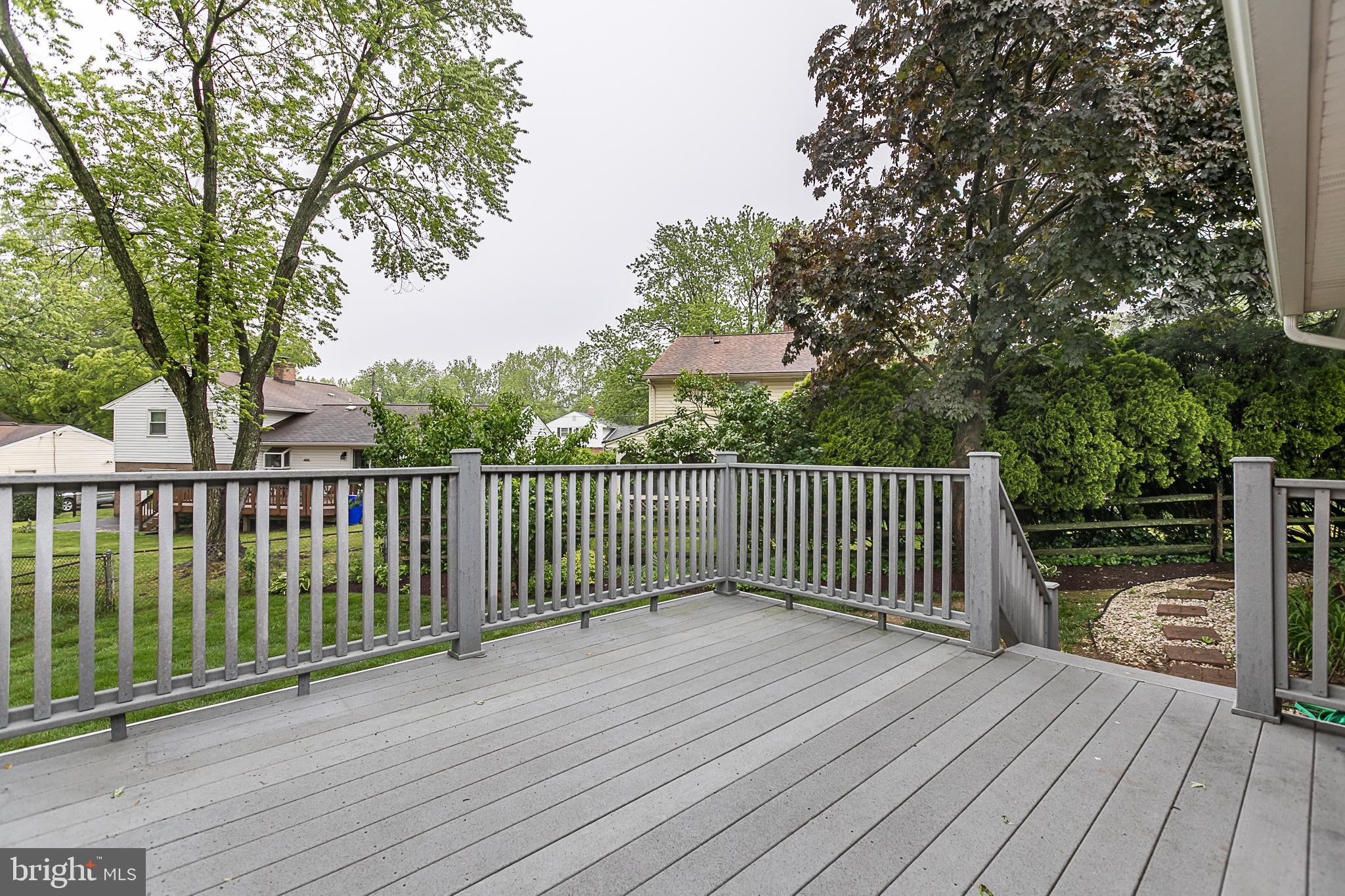 3125 Castleleigh Road Silver Spring, MD 20904 - Photo 33 of 34 Deck (alt view)