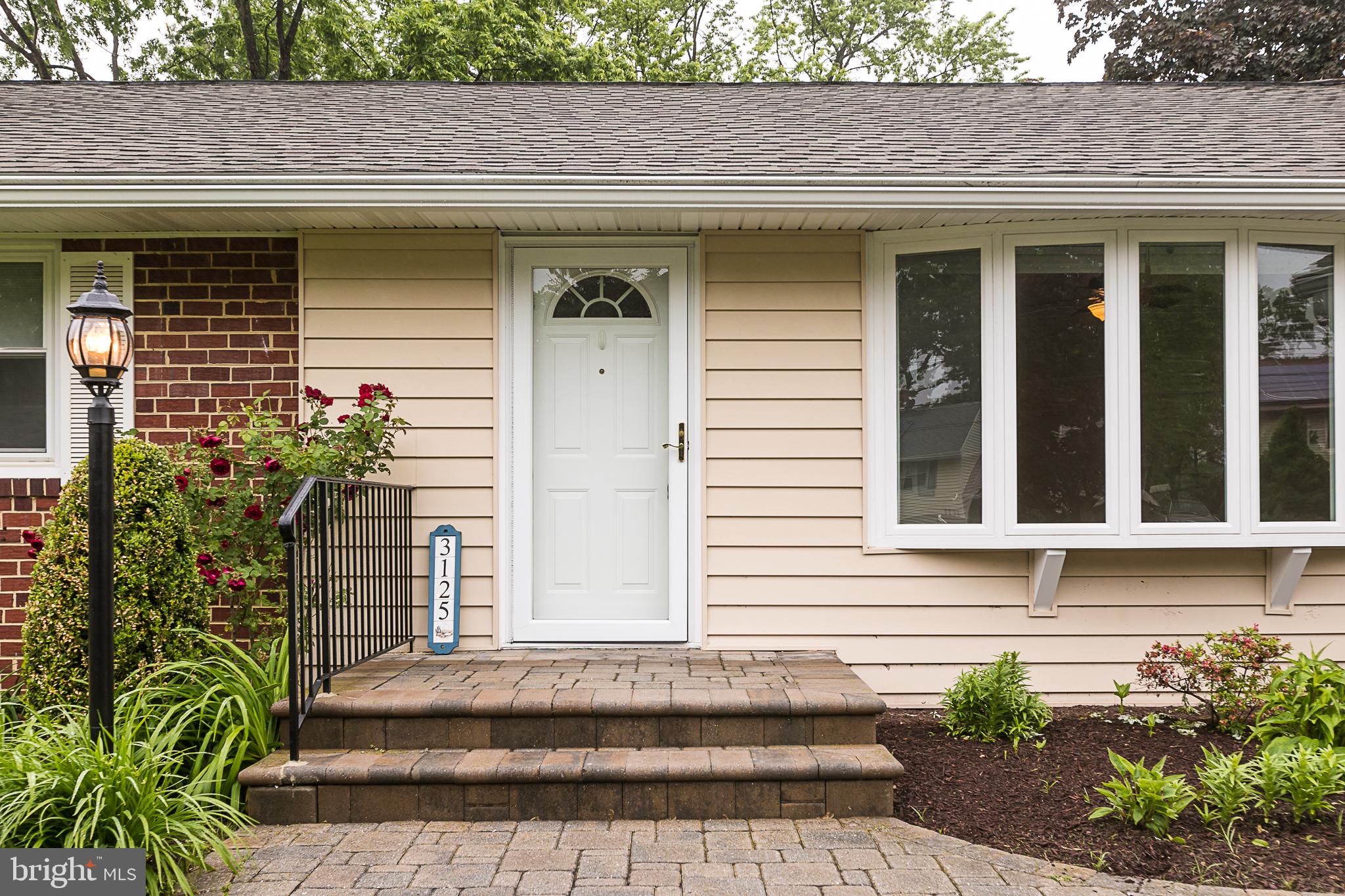 3125 Castleleigh Road Silver Spring, MD 20904 - Photo 5 of 34 Front Entrance