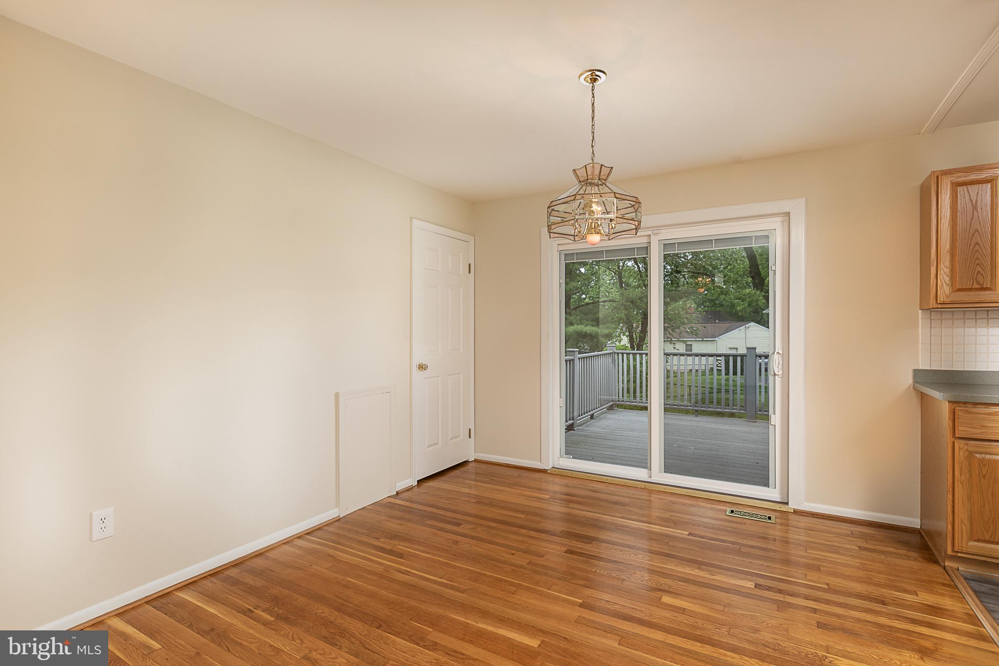 3125 Castleleigh Road Silver Spring, MD 20904 - Photo 8 of 34 Dining Room