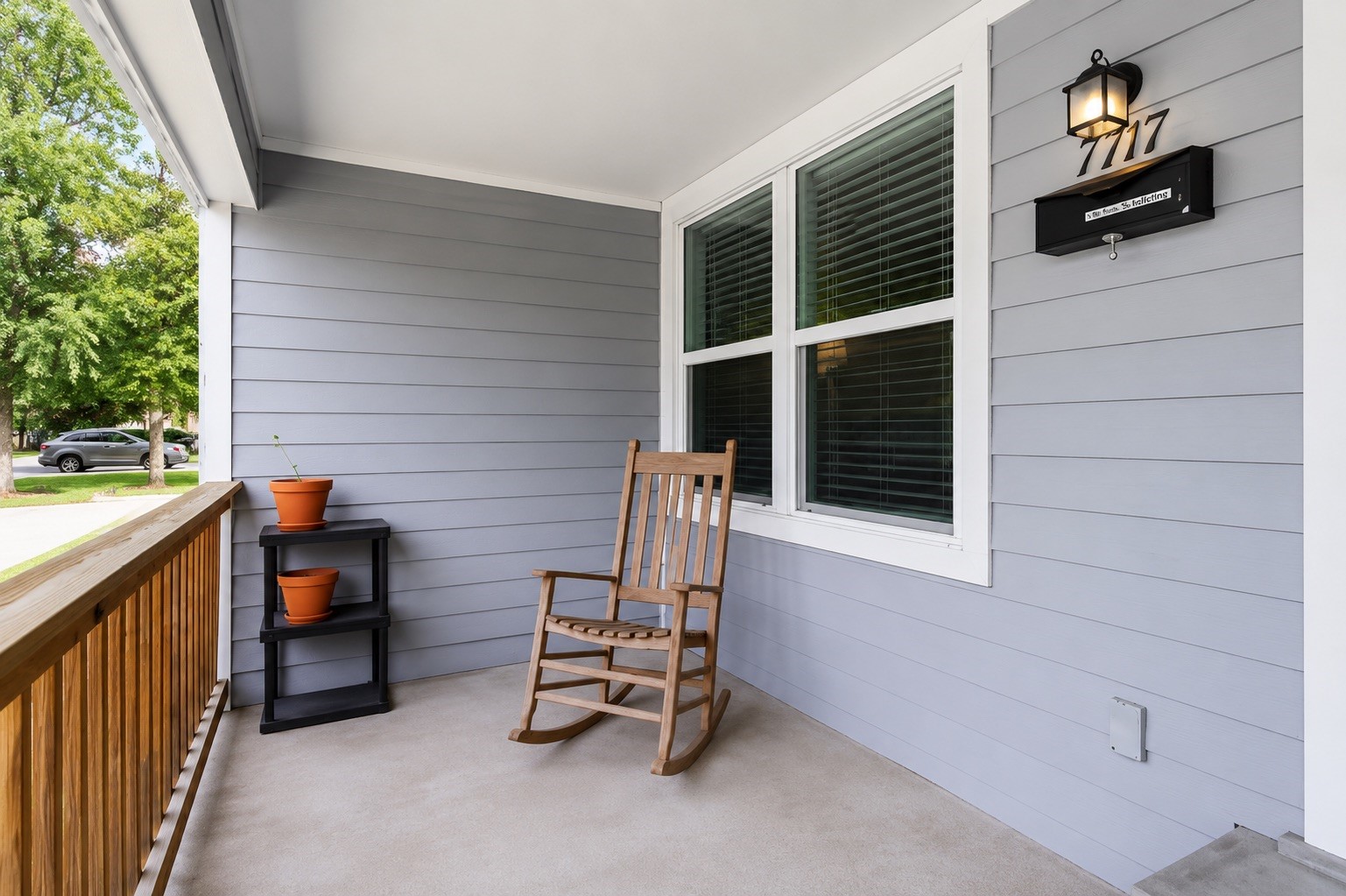 7717 Scanlock Street Houston, TX 77012 - Photo 15 of 46 Cozy Entry porch make it your own and transform it with plants and a seating area.