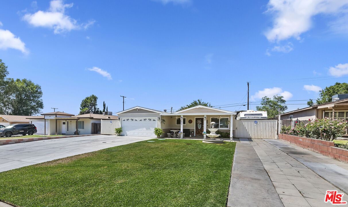 677 Flynn Street Riverside, CA 92507 - Photo 1 of 28