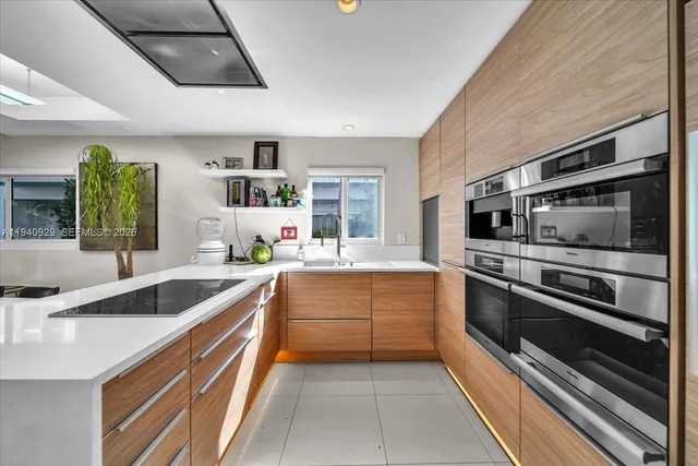 $2,099,000 | 208 Jefferson Avenue, Unit 113, Miami Beach, FL 33139