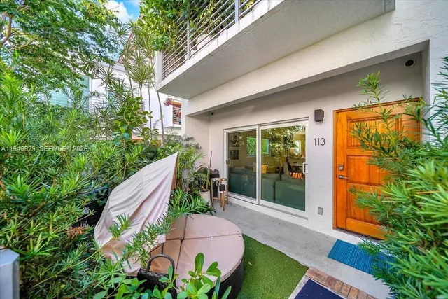 $2,099,000 | 208 Jefferson Avenue, Unit 113, Miami Beach, FL 33139