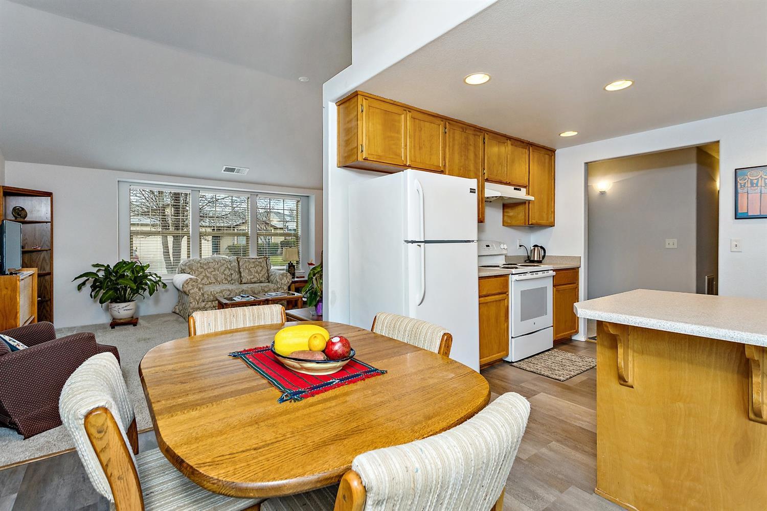 636 Karic Way Eagle Point, OR 97524 - Photo 15 of 26 Additional Photo