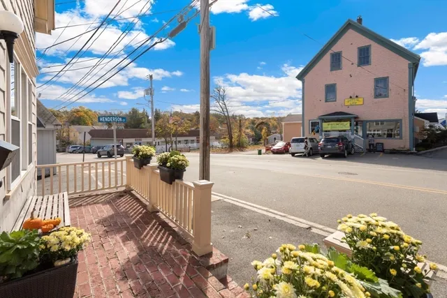 $2,600 | 20 Railroad Avenue, Rockport, MA 01966