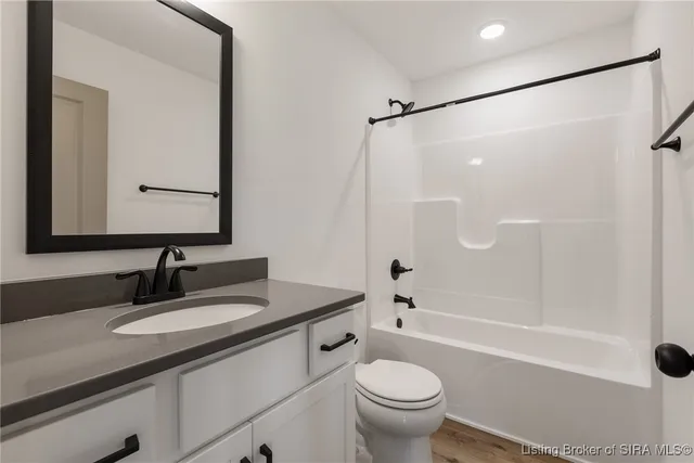 $254,900 | 5706 Harmony Wds Drive, Memphis, IN 47143