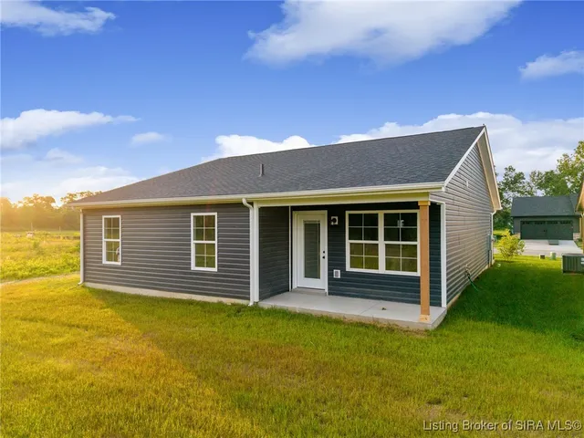 $254,900 | 5706 Harmony Wds Drive, Memphis, IN 47143