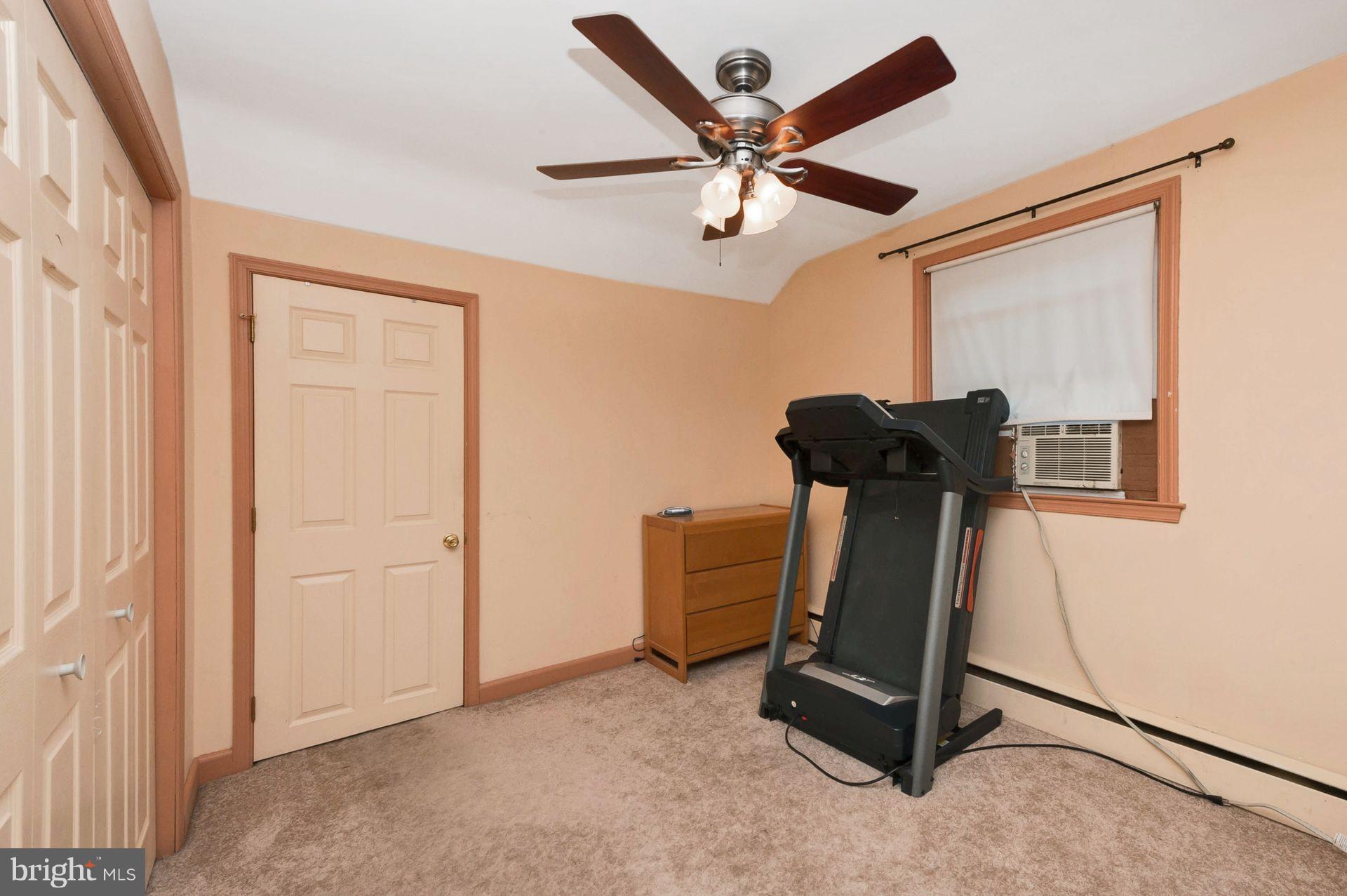 3219 Shelburne Road Baltimore, MD 21208 - Photo 14 of 28 Bedroom