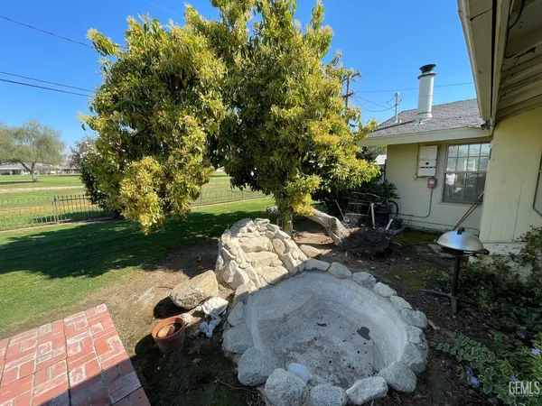 $350,000 | Undisclosed Address, Bakersfield, CA 93309