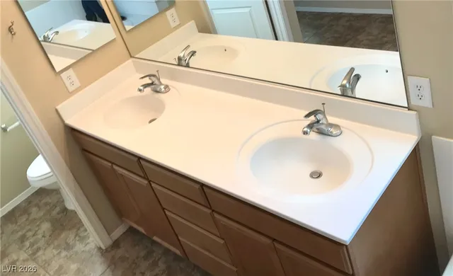 $2,300 | 10625 Mt Jefferson Avenue, Las Vegas, NV 89166