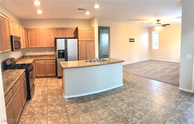 $2,300 | 10625 Mt Jefferson Avenue, Las Vegas, NV 89166