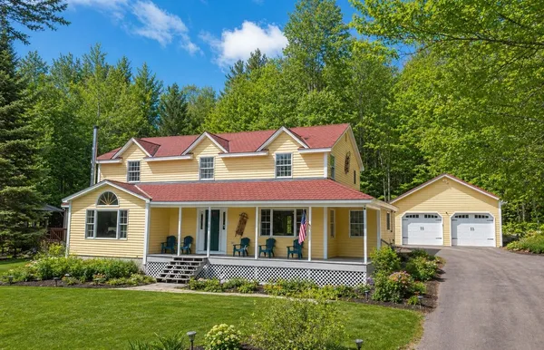 $899,900 | 121 Eastern Corner Road, Campton, NH 03223