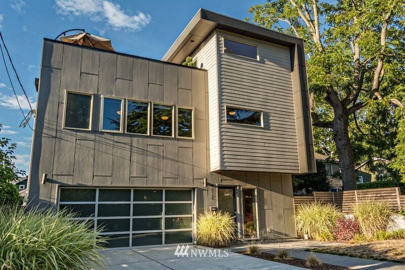 4628 Southwest Myrtle Street Seattle, WA 98136 - Photo 1 of 25 Gallery Image 1