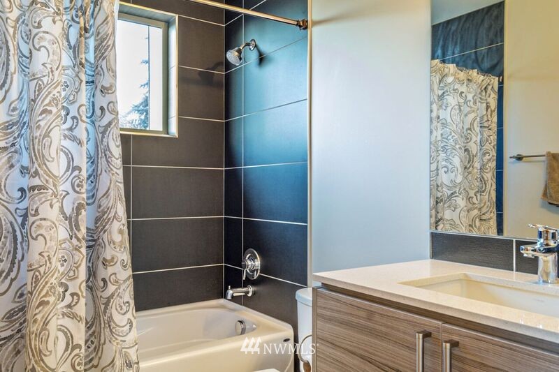 4628 Southwest Myrtle Street Seattle, WA 98136 - Photo 19 of 25 Gallery Image 19