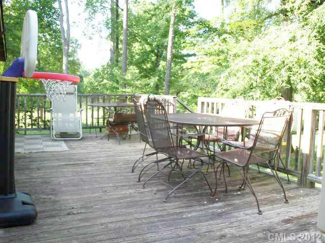 11614 Pump Station Road Charlotte, NC 28216 - Photo 10 of 16 Gallery Image 10
