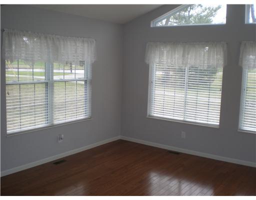 1753 Golfview Drive Springfield, OH 45503 - Photo 4 of 15