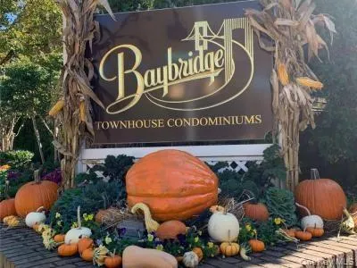 $648,000 | 12-32 Diane Place, Unit 204L | Bay Terrace