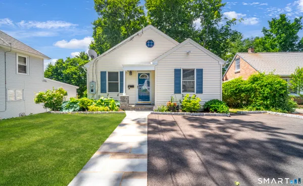 $310,000 | 84 Johnson Street, Naugatuck, CT 06770