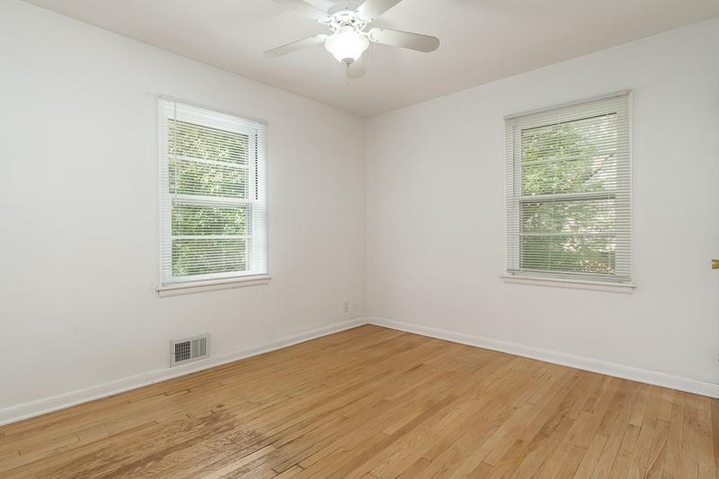 2611 Pelham Road Rockford, IL 61107 - Photo 8 of 21 Gallery Image 8