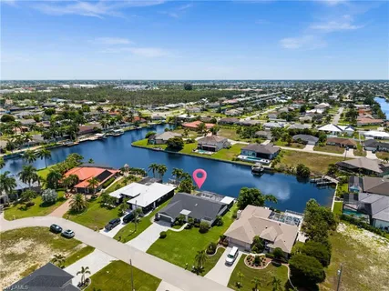 $789,000 | 3911 Southwest 25th Court, Cape Coral, FL 33914